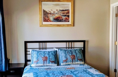 Fruitdale Apartment | Rogue Rive Oasis: Finley Bend Cabin