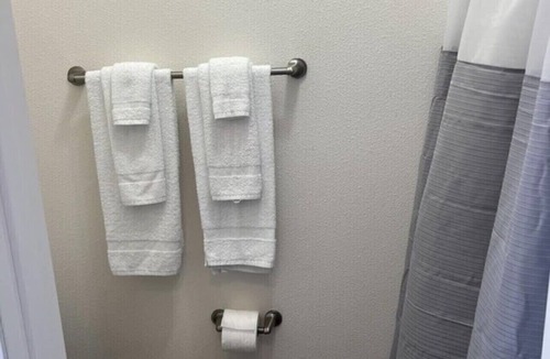 Gold Beach Resort | Rogue River Landing #32B