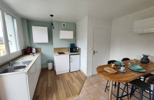Veules-les-Roses Apartment | Roirand | Romantic Hideaway in Veules-les-Roses Beach on Foot