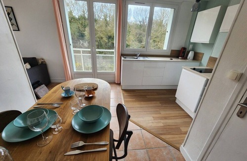 Veules-les-Roses Apartment | Roirand | Romantic Hideaway in Veules-les-Roses Beach on Foot