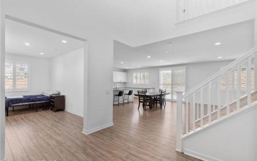 Yucaipa House | Rois Yucaipa
