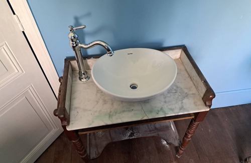 Roisel Bed & Breakfast | Roisel: Guest Room in Villa Amenaide