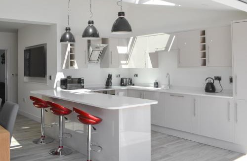 Amble House | Rok House