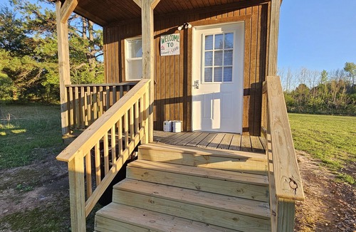 Jerusalem Cabin | Roland's Cabin