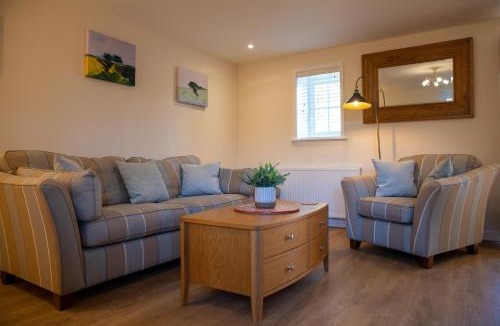 Shrewton House | Rollestone Coach House