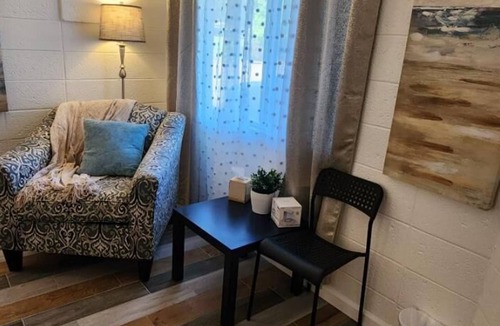 Sussex Hotel | Rolling Hills Motel