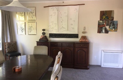 Turangi House | Romahapa - Turangi Holiday Home