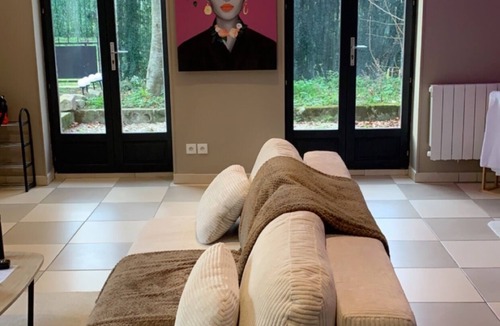 Villeneuve-les-Sablons House | Romance aux Almadies