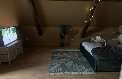 Villeneuve-les-Sablons House | Romance aux Almadies