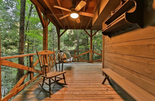 Ellijay Cabin | Romance On The Cartecay River