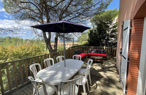 Rouret House | Romanesque House