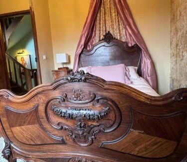Saint-Martial-le-Mont House | Romantic Antique Double, Shared Bath Breakfast