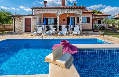 Nedescina Villa | Romantic and charming newly opened pool villa