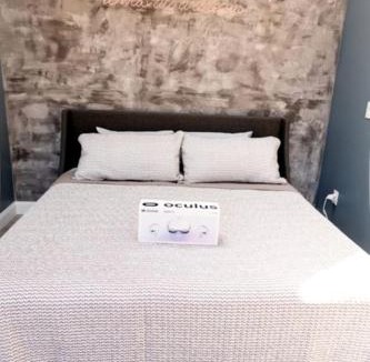 Eureka Springs House | Romantic and Luxurious Glamping Dome in Eureka Springs, Equipped with an Indoor Hot Tub Perfect for a Weekend of Relaxation