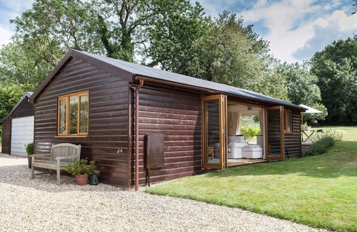 West Meon Cottage | Romantic and peaceful cottage With Far Reaching Views