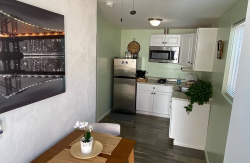 Chinatown House | Romantic and Relaxing Studio