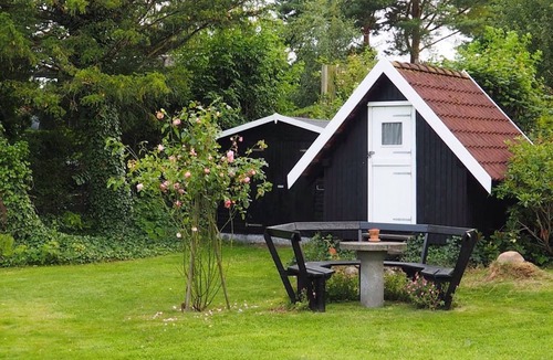 Vejby Cottage | Romantic and unique Summerhouse