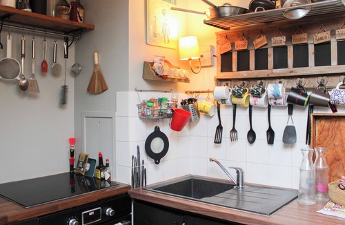 Quartier de la Chapelle Apartment | Romantic apartment with a view of the Sacré-Cœur