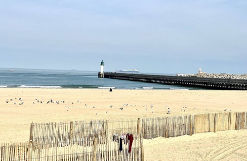 Calais Apartment | Romantic apartment with jacuzzi