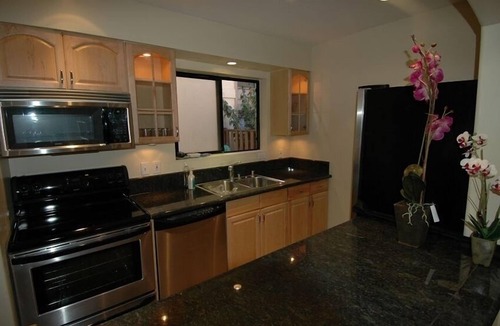 Maalaea Condo | Romantic Beachfront Getaway