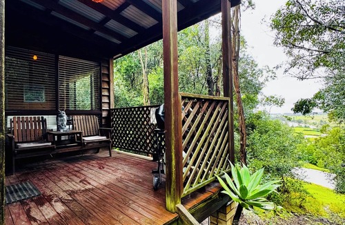 Rosebrook Cottage | Romantic Bush Setting, Private Studio Cottage, Amazing View