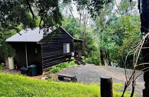 Rosebrook Cottage | Romantic Bush Setting, Private Studio Cottage, Amazing View