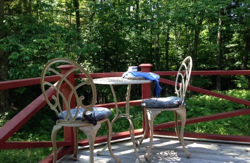 Stowe Hollow Cabin | Romantic Cabin: Pets OK, Close to Town, Wood stove, 1 Bdrm + Loft, 8 mi. to ski