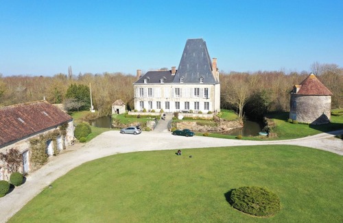 Essay Cottage | Romantic castle in Normandy close to Perche area