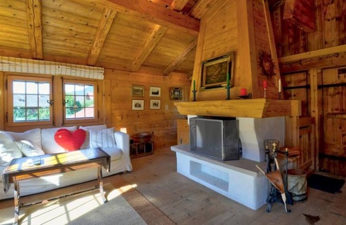 Rougemont Ski Chalet | Romantic Chalet Ideal for Couples
