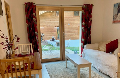 Zinal Apartment | Romantic Chalet Studio - 5 Mins From the ski Lifts