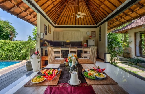 Tumbak Bayuh Villa | Romantic - Charming -Hideaway in bali local compound