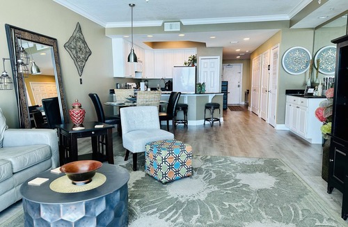 Gulf Shores Condo | ROMANTIC & CHIC - UNFORGETTABLE, ENCHANTING BEACH RETREAT! LIMITLESS GULF VIEWS!