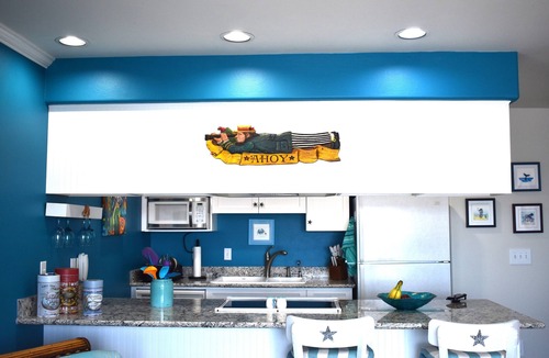 Historic Bayfront Condo | Romantic, Comfortable, Clean, New, Convenient, Bridge, Ocean View, Priced Right!