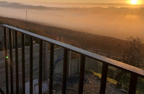 Kelso Cottage | Romantic cottage for 2 with wood burner