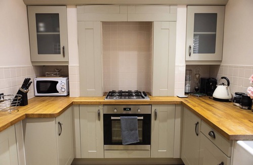 Plympton Cottage | Romantic Cottage