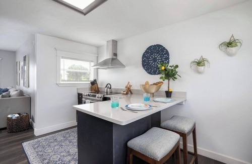 Varnum Park House | Romantic Cottage