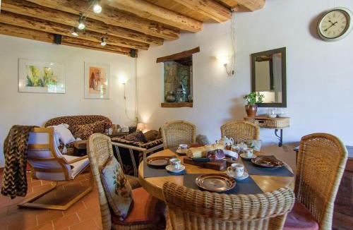 Roussines House | Romantic cottage with shared swimming pool