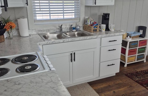 Chelsea House | Romantic Country Hideaway