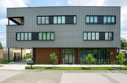 Downtown Chattanooga Condo | Romantic Downtown Hideaway