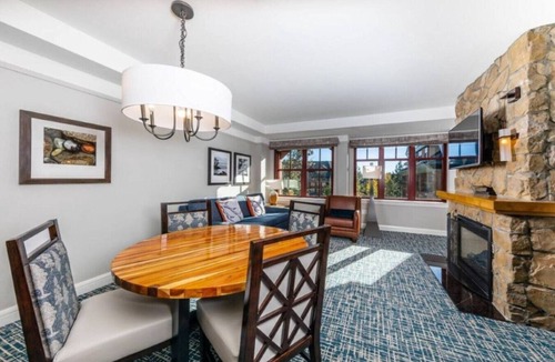 South Lake Tahoe Resort | Romantic Escape to Lake Tahoe Marriott’s Timber Lodge Resort