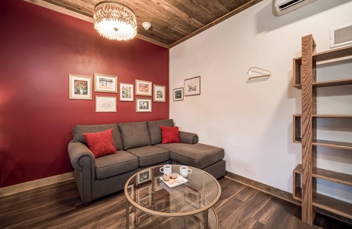 Prescott Hotel | Romantic Escape | Cozy Fire | Coffee & Dining