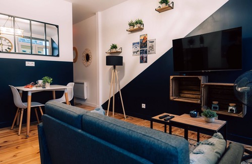 Centre Ville Apartment | Romantic escape & spa