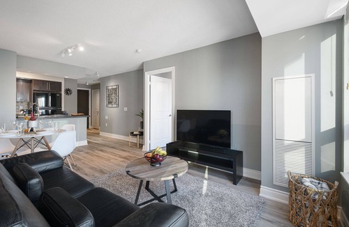 Willowdale Apartment | Romantic Experienc of a 2 Bedroom
