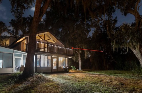 Kissimmee Cabin | Romantic getaway. Cabin w/Indoor Soaking Tub