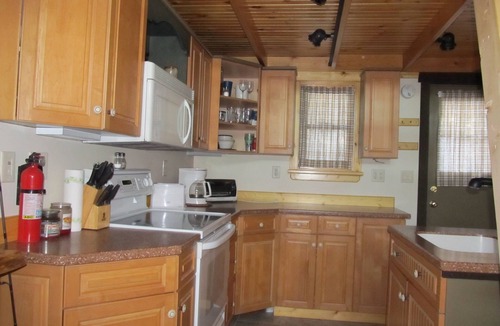 Naples Cabin | Romantic getaway for 2nnBeautiful time of year !nnnnnnnnnnnn
