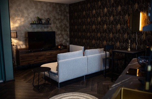 Saint-Martin-du-Littoral House | Romantic getaway suite Reflet des sens love & balneo
