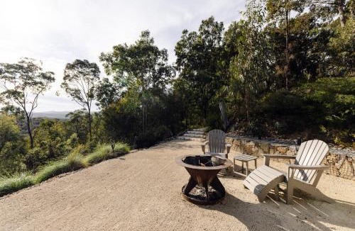 Bucketty Bed & Breakfast | Romantic getaway SummerHill Tiny