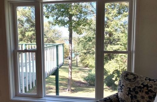 Gilbertsville House | Romantic getaway with hot tub!