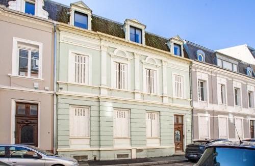 Mulhouse Apartment | Romantic getaway with Jacuzzi, Downtown