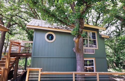 Pottsboro Apartment | Romantic guest house within walking distance from Lake Texoma.